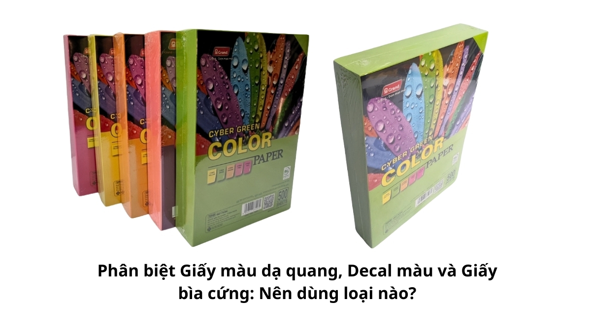 Ba mẫu vật liệu đặt cạnh nhau với bề mặt và độ dày khác biệt giúp người dùng dễ dàng phân biệt Giấy màu dạ quang, Decal màu và Giấy bìa cứng: Nên dùng loại nào cho in ấn.