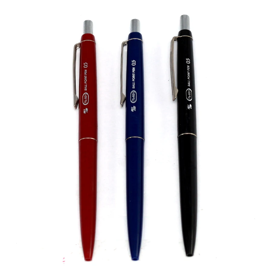 Ba cây bút bi bấm Thiên Long TL-031 đầu bi 0,5mm màu đỏ, xanh, đen có giắt kim loại